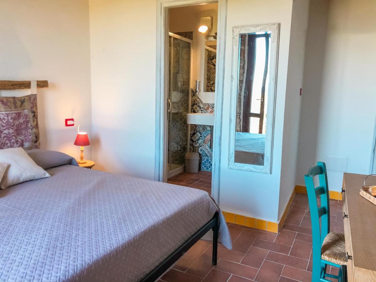 Panoramic Rooms Fora E ' Muros With Sea View Common Terrace , Ammentos Posada Exterior photo