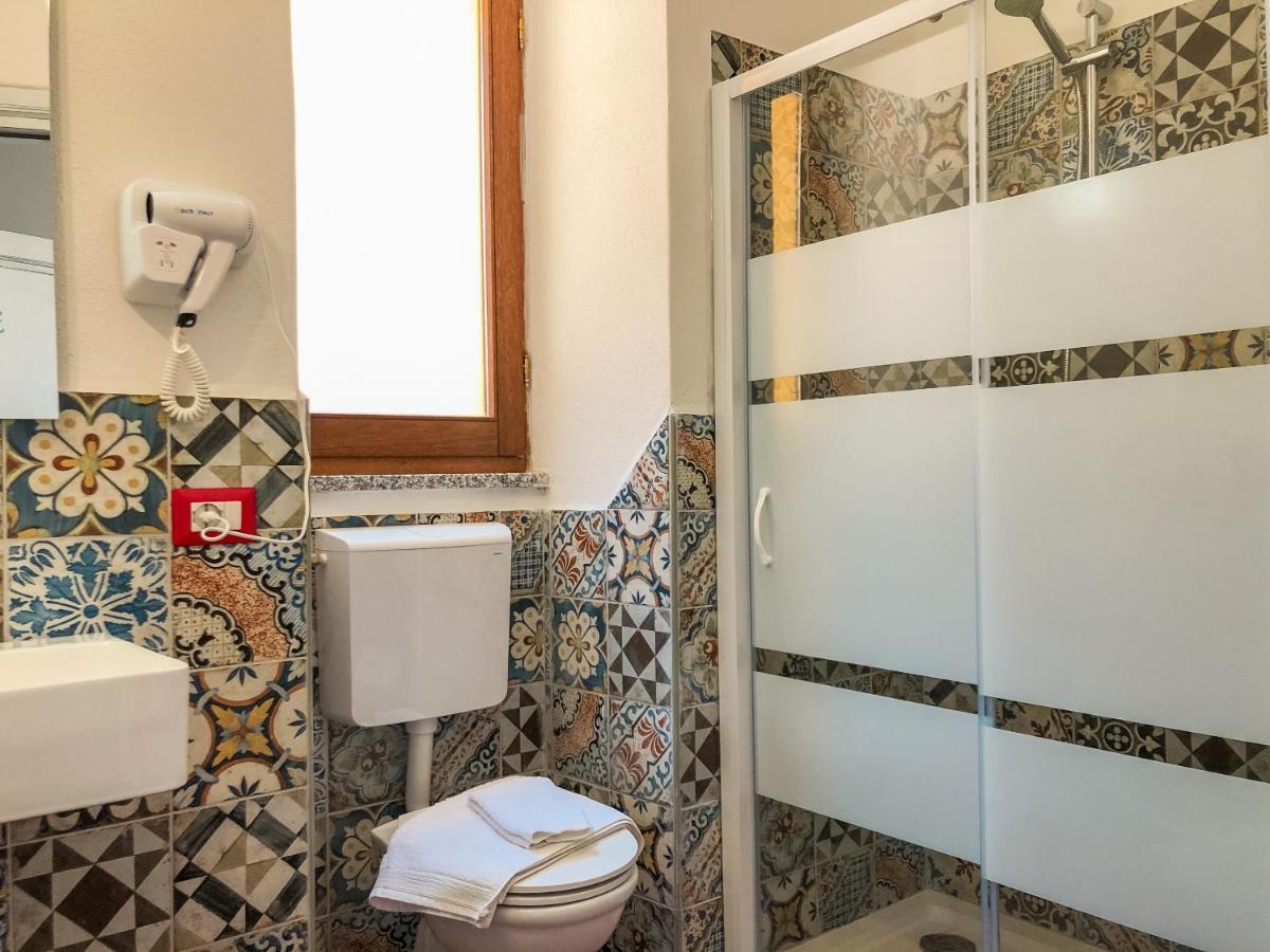 Panoramic Rooms Fora E ' Muros With Sea View Common Terrace , Ammentos Posada Exterior photo