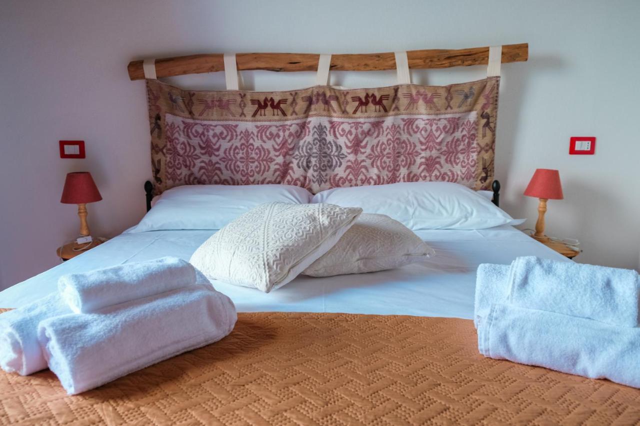 Panoramic Rooms Fora E ' Muros With Sea View Common Terrace , Ammentos Posada Exterior photo